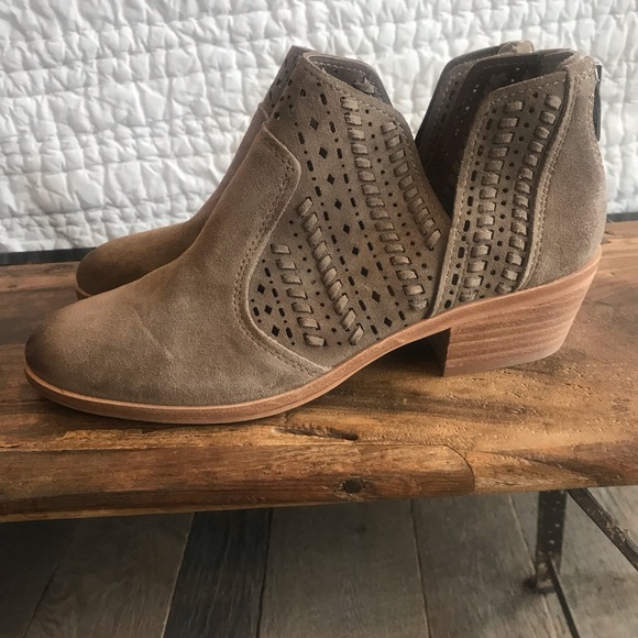 Vince Camuto | Shoes | Booties Vincent Camuto Size 85 | Poshmark